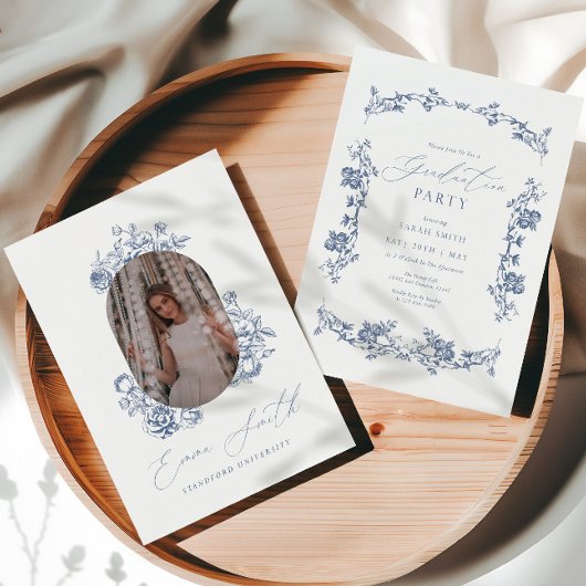 Modern Blue Toile Graduation Photo Announcement 招待状