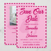 Modern Blush Pink Chevron Stripe QR Code Photo セーブザデート (正面/裏面)