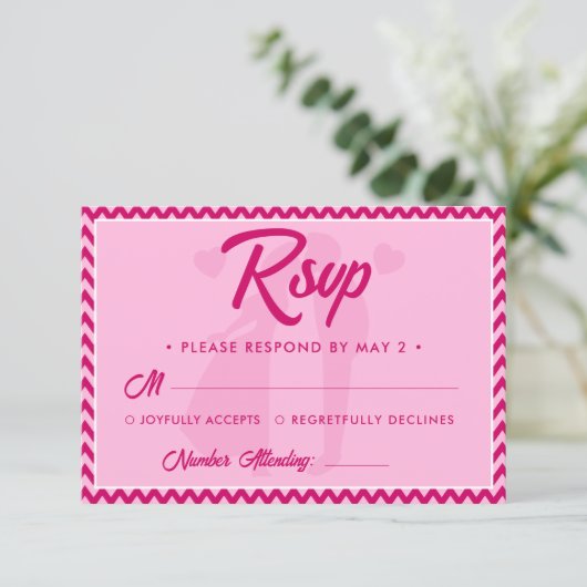 Modern Blush Pink Chevron Stripe QR Code Wedding 出欠カード (スタンド正面)