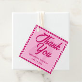 Modern Blush Pink Chevron Stripe Wedding フェイバータグ (インサイチュ)