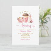 Modern Blush Pink Coffee Theme Latte Baby Shower 招待状 (スタンド正面)