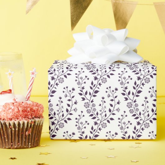 Modern Boho Floral Pattern Plum White ラッピングペーパー (誕生日パーティー)