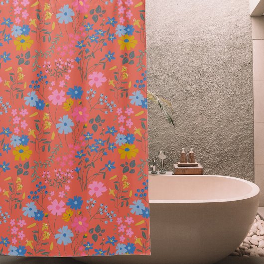 Modern Boho Red Floral Wildflowers シャワーカーテン