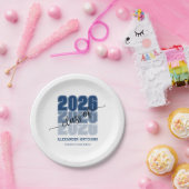 Modern Bold Class 2026 Navy Blue Graduation Party ペーパープレート (パーティー)