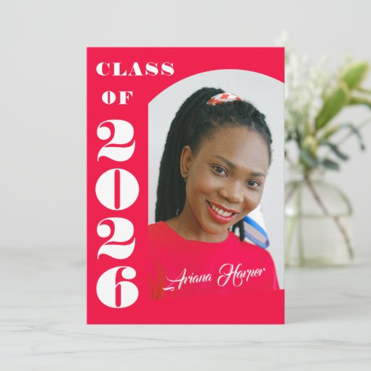 Modern Bold Script Pink Graduation Announcement 招待状 (スタンド正面)