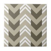 Modern Brown, Beige, White Chevron Pattern タイル (正面)