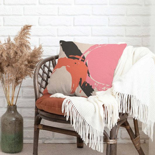 Modern Brushstrokes - Pink, Peach & Black on Beige クッション