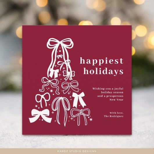 Modern Burgundy Bow Christmas Tree Holiday Card シーズンカード