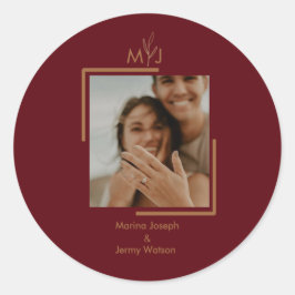 Modern Burgundy Couple Photo Monogram ラウンドシール