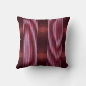 Modern Burgundy Reptile Skin & Stripe  クッション (裏面)