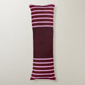 Modern Burgundy Reptile Skin & Stripe  ボディピロー (正面縦)