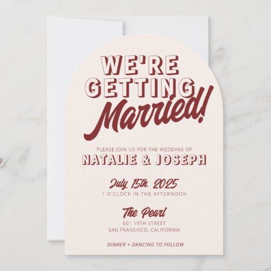 Modern Burgundy Retro Bold Arched Unique Wedding 招待状 (正面)