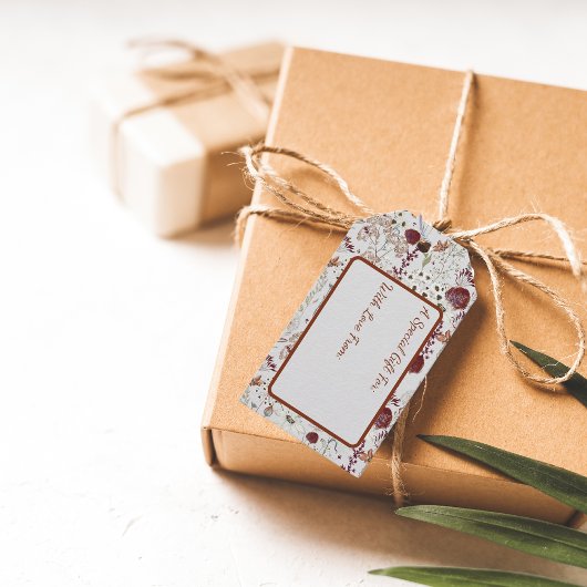 Modern Burgundy Wildflowers | Elegant Boho Floral ギフトタグ