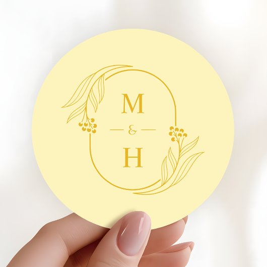 Modern Butter Yellow Boho Monogram Wedding ラウンドシール