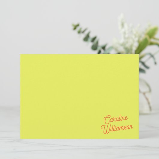 Modern Chartreuse Script Personalized Stationery ノートカード (スタンド正面)