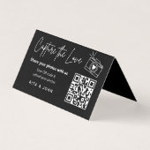 Modern Chic Capture The Love QR code Folded Card (正面)