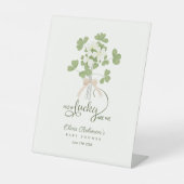 Modern Chic Lucky Shamrock with Bow baby shower 台座サイン (正面)