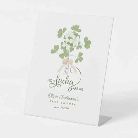 Modern Chic Lucky Shamrock with Bow baby shower 台座サイン (正面)