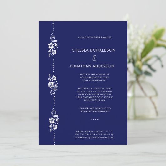 Modern Chic Minimal White Floral Navy Blue Wedding 案内状 (スタンド正面)