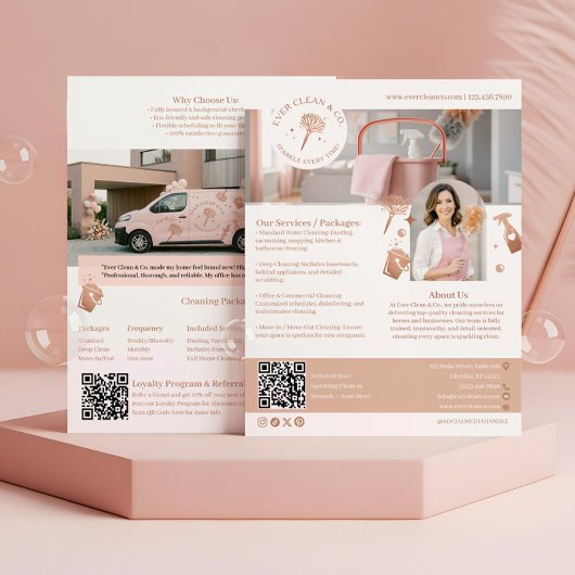 Modern Chic Professional House Cleaning Marketing チラシ