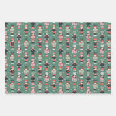 Modern Christmas floral and nutcrackers ラッピングペーパーシート (正面)