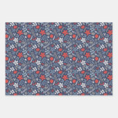 Modern Christmas floral and nutcrackers ラッピングペーパーシート (正面3)