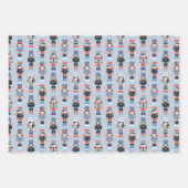 Modern Christmas floral and nutcrackers ラッピングペーパーシート (正面)