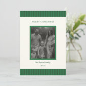 Modern Christmas Minimal Family Photo Green Chic シーズンカード (スタンド正面)