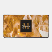 Modern Citrine Birthstone Monogram デスクマット (正面)