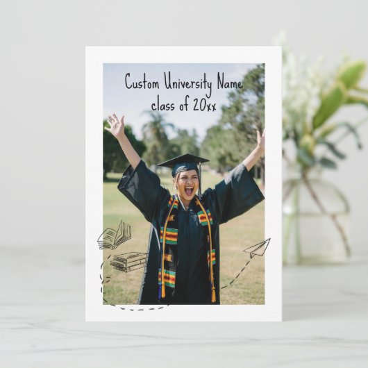 Modern Class of 2026 Graduation Invitation 招待状 (スタンド正面)