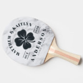 Modern Clean White Irish Lucky Clover WeddingCrest 卓球ラケット (横)