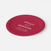 Modern Colorful Cherry Red Retro Wedding ペーパープレート (アングル)