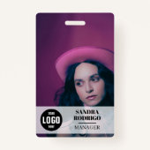 Modern Company ID Card with Photo & QR Code バッジ (正面)