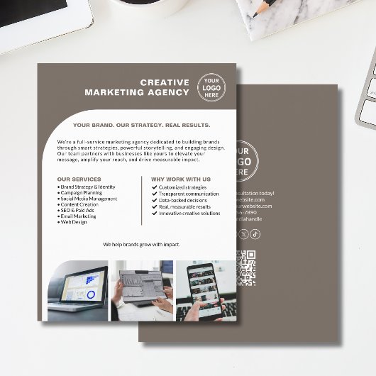 Modern Custom Logo Photo QR Marketing Business チラシ