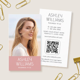 Modern Custom Photo Color QR Code Elegant Pink 名刺