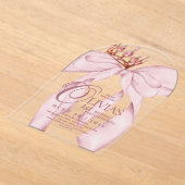 Modern Cute Dusty Pink Bow 1st Birthday アクリル招待状 (レイダウン)