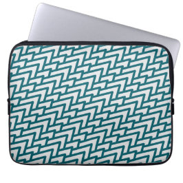 Modern Dark Teal Geometric Pattern on Light Gray ラップトップスリーブ