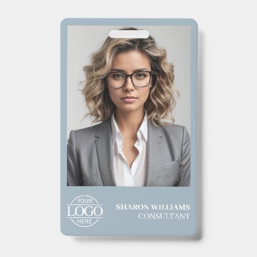 Modern Dusty Blue Employee Photo Company Logo バッジ (正面)