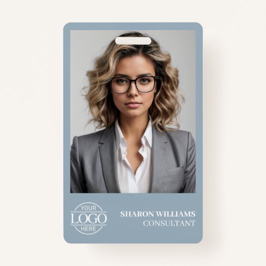 Modern Dusty Blue Employee Photo Company Logo バッジ (正面)