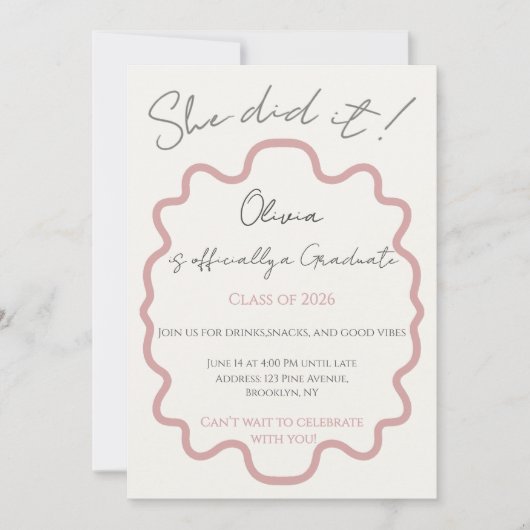 Modern Dusty Rose She Did It Graduation Party  招待状 (正面)