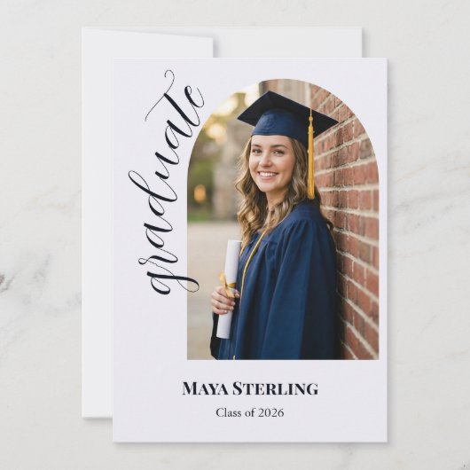 Modern Editorial Script Arched Graduation 2026  案内状 (正面)