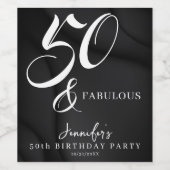 Modern Elegant Black White Fifty Fabulous Birthday ワインラベル (シングルラベル)
