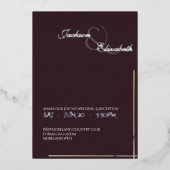 Modern Elegant Luxury Plum Noir Wedding Silver 箔招待状 (正面)