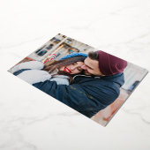 Modern Elegant Mr & Mrs Christmas Couple Wedding 箔招待状 (回転した状態)