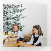 Modern Festive Photo Christmas 三つ折りクリスマスカード (内部最初)