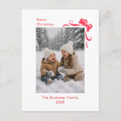 Modern Festive Red Bow Merry Christmas Photo シーズンポストカード (正面)