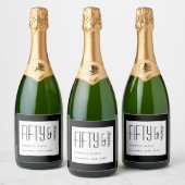 Modern Fifty and Fabulous Bold 50th Birthday Party スパークリングワインラベル (ボトル)