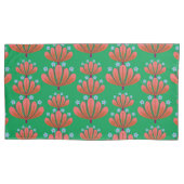 Modern Floral Pattern in Green and Salmon 枕カバー (正面)
