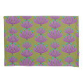 Modern Floral Pattern in Olive Green and Purple 枕カバー (正面)