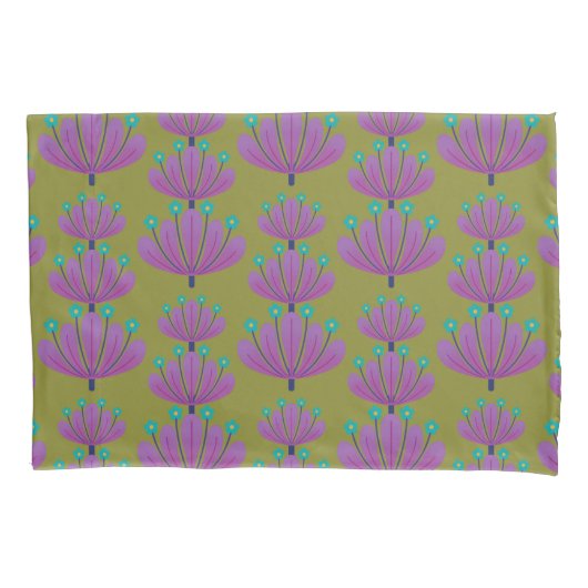 Modern Floral Pattern in Olive Green and Purple 枕カバー (正面)